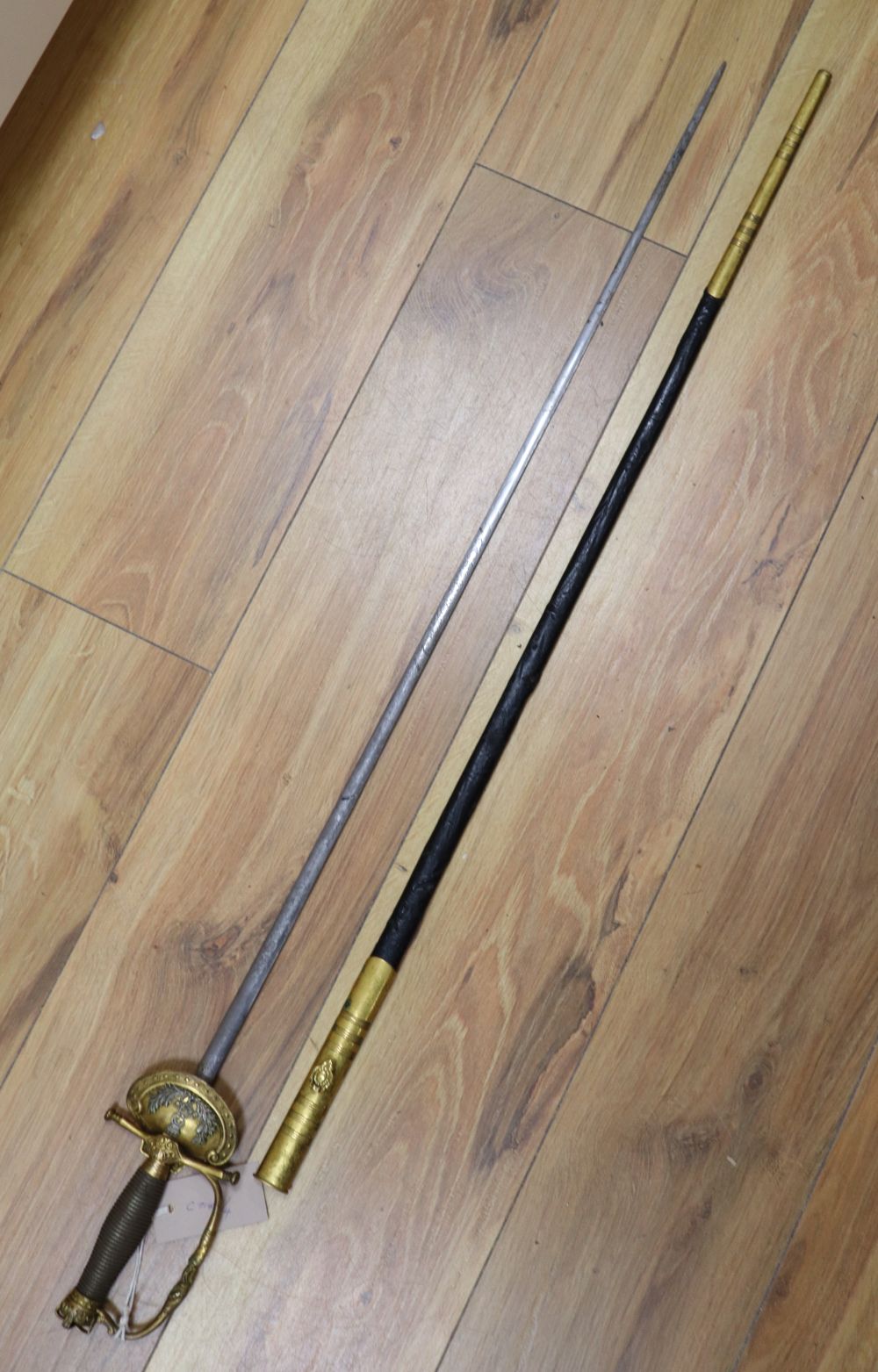 A Naval officers dress sword, length 84cm